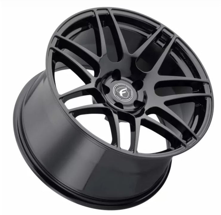 Forgestar F14 18x8.5 | 5x114,3 | +35/6.1" Negro brillante (F15188565P35) 