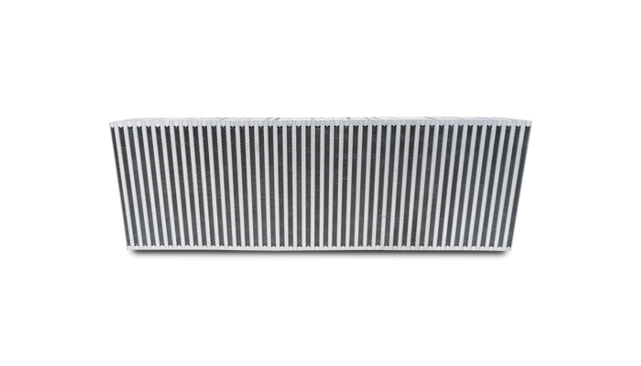 Intercooler de flujo vertical vibrante de 30 pulgadas. Ancho x 10 pulgadas. Alto x 3,5 pulgadas. Grueso (12851)