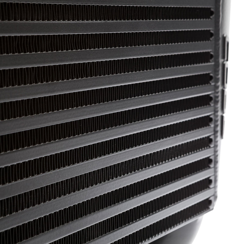 Cobb 17-18 Ford F-150 Raptor Intercooler de montaje frontal - Negro (7F2500-BK)