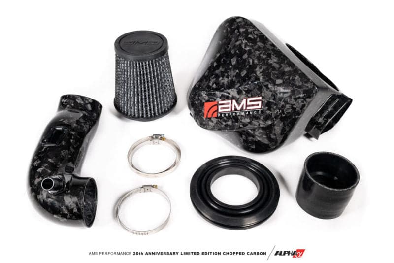 AMS Performance 2020+ Toyota Supra A90 Sistema de admisión de aire frío CF picado (no encaja con barra de puntal) (AMS.38.08.0001-2)