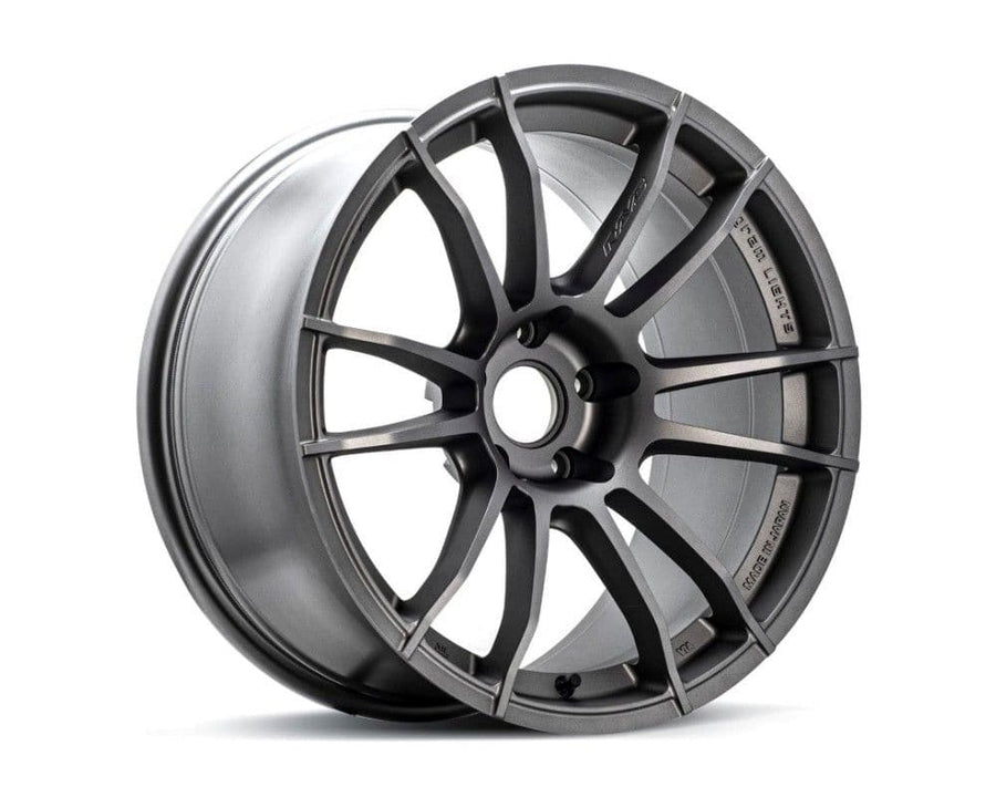 Gram Lights 57XR 18x9.5 +38 5-100 Rueda de grafito mate