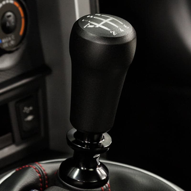 Raceseng Rondure Shift Knob (Gate 1 Engraving) M12x1.25mm Adapter - Black Texture