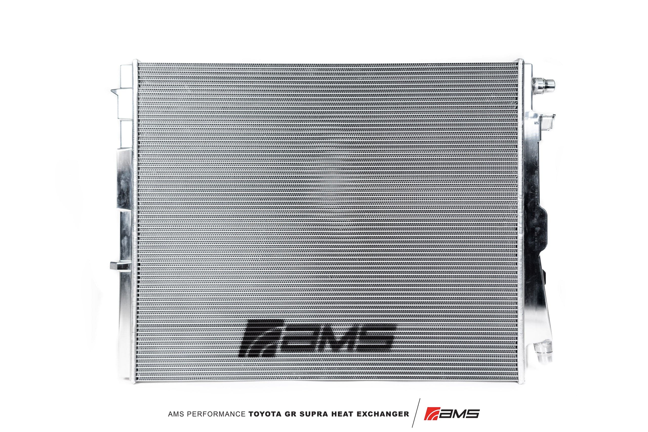 Intercambiador de calor AMS Performance 2020+ Toyota GR Supra A90 (amsAMS.38.02.0001-1)