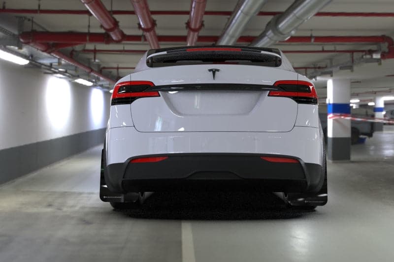 Rally Armor 2022+ Tesla Model X Guardabarros UR negro con logotipo blanco (MF102-UR-BLK/WH)