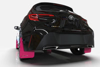 Rally Armor 20-22 Toyota GR Yaris Hatchback (no se ajusta a Yaris normal) Logotipo BCE de guardabarros rosa