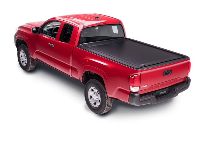 Retrax 2022 Toyota Tundra CrewMax 5.5ft Bed w/ Deck Rail System PowertraxONE MX (70861)