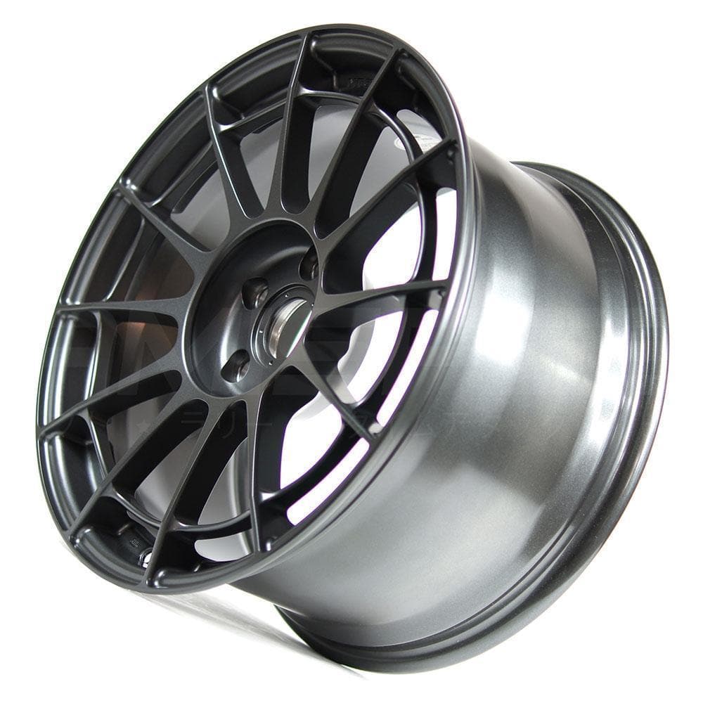 Enkei NT03RR Gunmetal oscuro mate | 18x9 +45 5x120 (512-890-1245GM) 