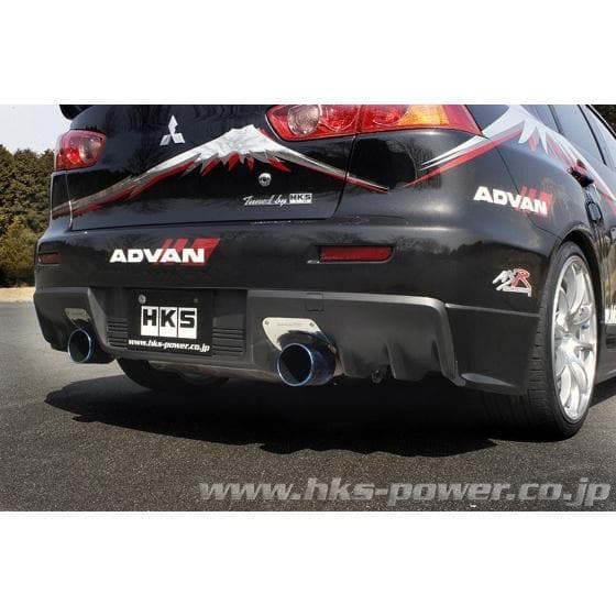 Escape HKS Legamax Premium con respaldo de gato - Mitsubishi Evolution X 2008-2015