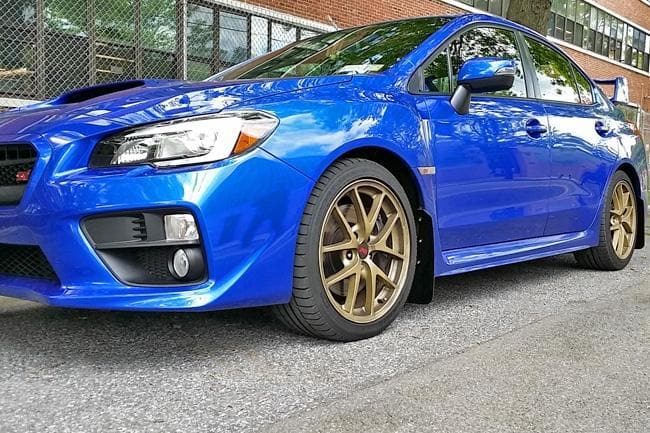 Guardabarros Rally Armor con logotipo plateado - Subaru WRX y STI 2015