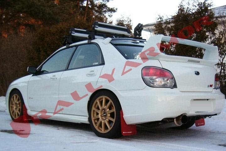 Rally Armor UR Red Rally Guardabarros Logotipo Blanco - Impreza RS/2.5i/WRX/STI 02-07