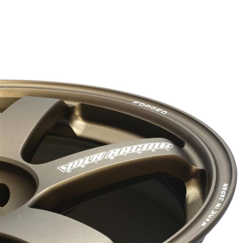 Volk Racing TE37 Saga - 18x9.5 +45 5x120 - Bronce